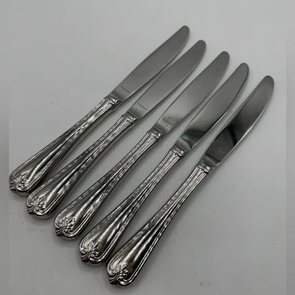Lenox Flatware 18/8 Butlers Gourmet Plume Stainless Glossy - 5 Dinner Knives